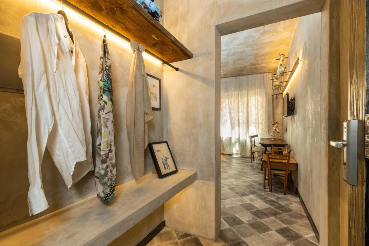 Via Roma Charming Rooms Baunei Exterior foto